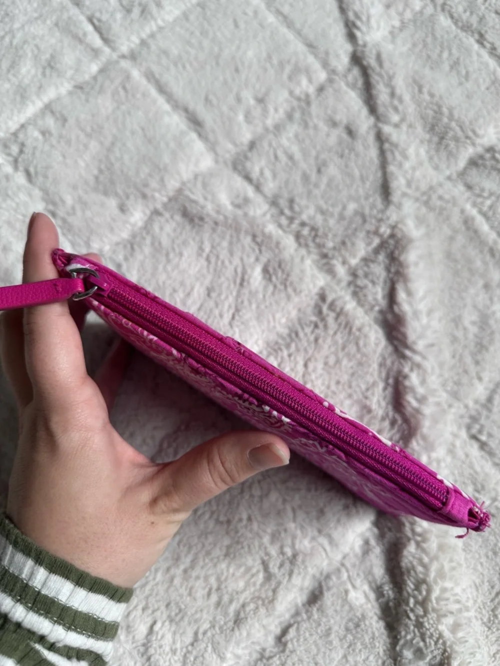 Vera Bradley | Paisley Pink The Ultimate Card Case - Picture 9 of 10